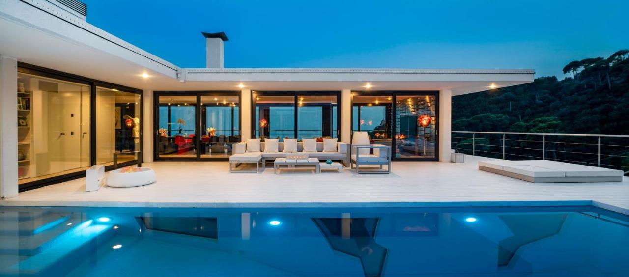 Ibiza Style Barcelona Luxury Villa บาดาโลนา ภายนอก รูปภาพ