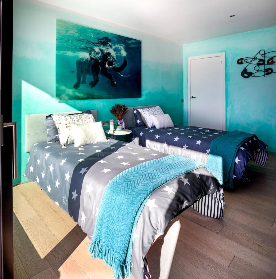 Ibiza Style Barcelona Luxury Villa บาดาโลนา ภายนอก รูปภาพ