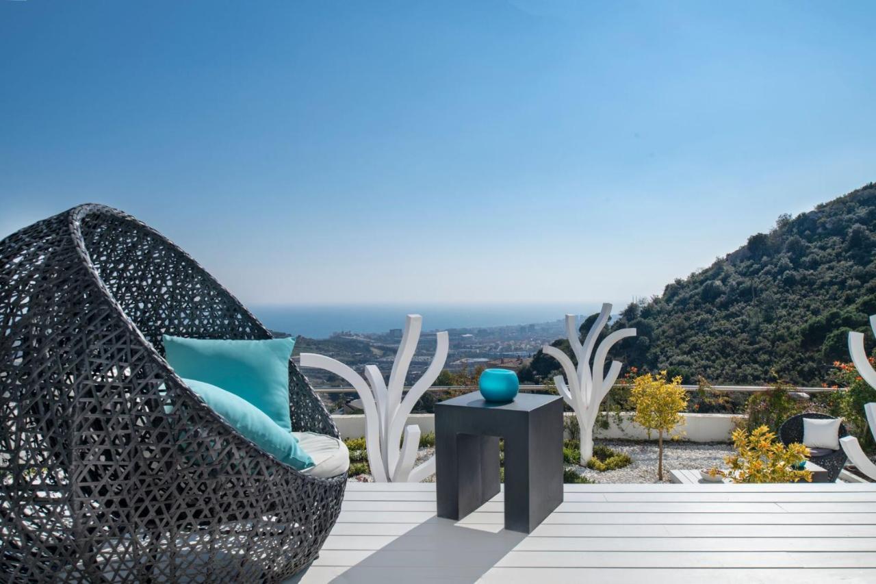 Ibiza Style Barcelona Luxury Villa บาดาโลนา ภายนอก รูปภาพ